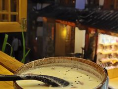 牛奶鸡蛋醪糟-勺子米线·云南传统小吃市集(四方街店)