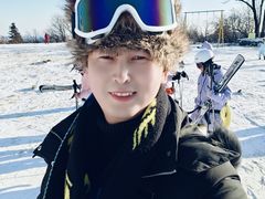 -亚布力新体委滑雪场