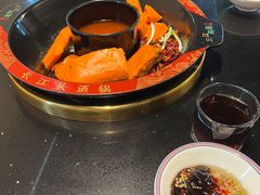 -三江两海老火锅(北京首店)