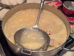 -尚尚仙·酸汤猪手·猪肚鸡火锅(华联万柳购物中心店)