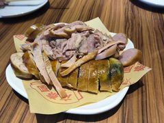 -六泰居·尔滨地标·东北菜(松北店)