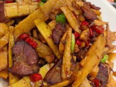-湖南人家湘菜馆(镇江路店)