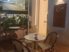 -Line 咖啡(石厦花园店)