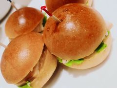 -东方滨江大酒店·滨江厅