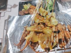 -云晓光头烧烤吧(盛夏店)