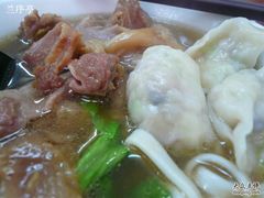 牛腩面+云吞.1jpg-香港仔茶餐厅(凤阳店)