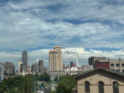 -静待花开瑜伽尊巴会馆