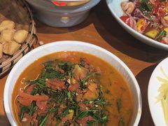 -老滇山寨•云南特色菜•地方菜•民族风情歌舞表演(金碧店)