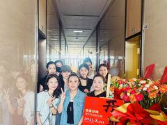 -首脑美容美发化妆美甲培训学校(龙岗校区)