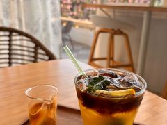 -花苑里咖啡(威远店)