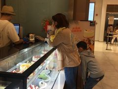 -花花卷卷·鲜食蛋糕(静安久光百货店)