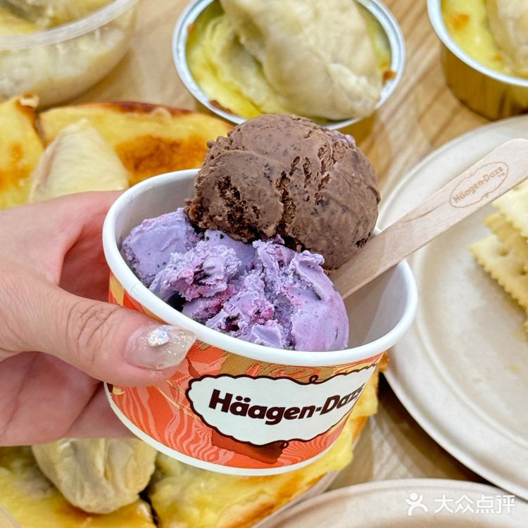 这一口下去！！出来榴莲肉还能吃到幸福感！！！