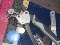 -爱革·洗衣改衣·洗鞋修鞋·洗包修包·奢侈品护理(宝地广场店)