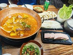 -围炉·云南铜瓢牛肉火锅(桐柏路店)