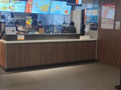 -麦当劳(田林好又多店)