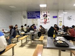 大堂-汪家馄饨(集庆路店)