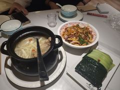 -老火大骨头汤馆