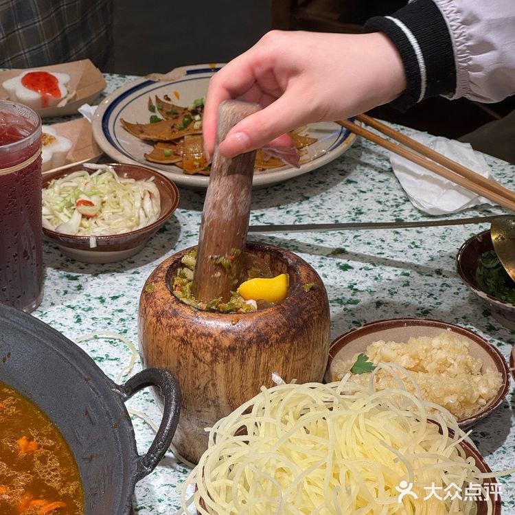 我心目中的杭州top1火锅,黏糊糊耙牛肉好绝