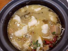 -周鱼小馆石锅酸菜鱼(活力汇店)