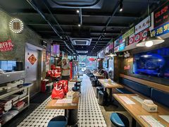 -肥汁米蘭香港米线(定西路店)