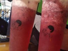 草莓冰沙-喜茶(深圳东门1234店)