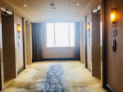 -上海红塔豪华精选酒店