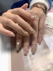 -桃子的美甲店