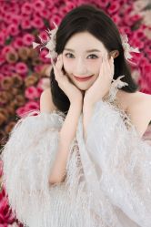 点击看大图 -拉瑞娜LaReine婚纱礼服高级定制