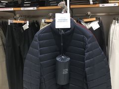 -优衣库(威海威高购物中心店)