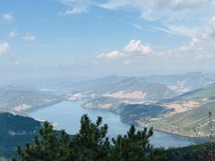 -九鼎铁刹山风景区