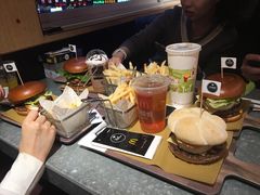 -麦当劳(新王府井店)