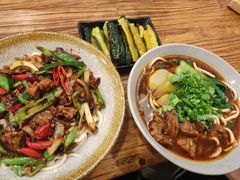 -醉牛腩·面小馆