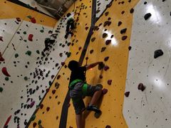 -问山MountQuest攀岩馆