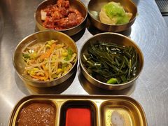 -釜山火炉·海鲜烤肉(紫藤路店)