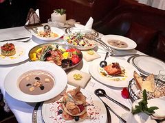-Mogul Eatery·大亨餐酒馆