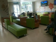 -上海市松江区中心医院