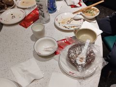 -三人行骨头王火锅(长寿店)