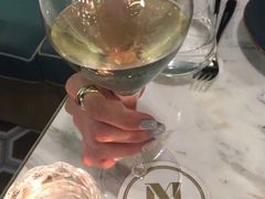 -La Mer Restaurant & Lounge