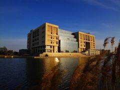 -海事大学图书馆(临港校区)