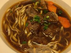 -康师傅私房牛肉面(马泉营奥莱店)