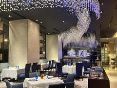 -AZUR聚(香格里拉饭店)