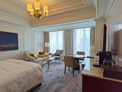 -广州富力丽思卡尔顿酒店