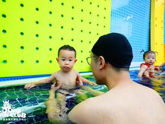 -龙格亲子游泳俱乐部(泊富中心)