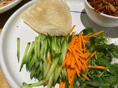 -关东小磨东北菜(上海长风大悦城店)