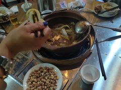 -胡须佬鸡煲四季火锅店(石厦西村直营店)