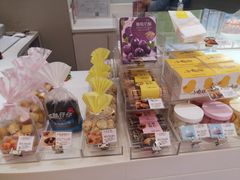 零售区-好利来(龙首印象城店)