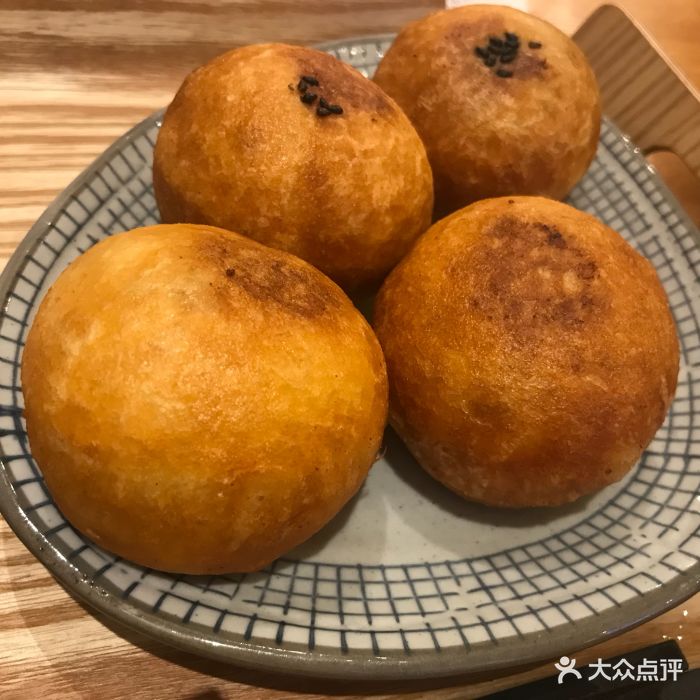 喉喉甲黄金包(滨江龙湖天街店)招牌黄金包图片