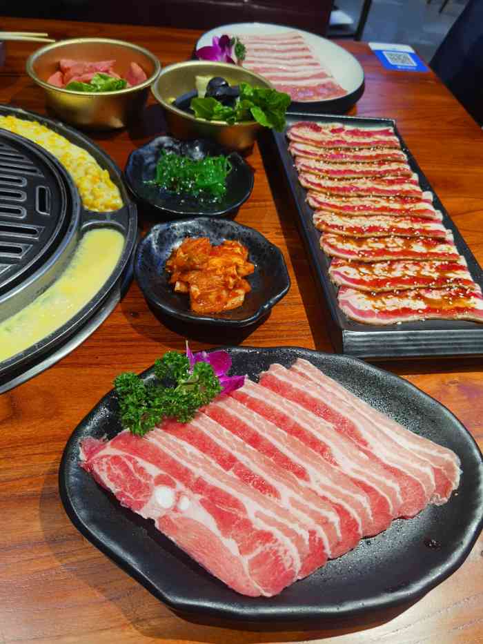 韩屋村烤肉(市民之家店)-"这家店就在公司对面,这里还属于刚刚兴建的.