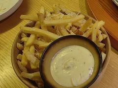 -俏贝拉(裕后街店)