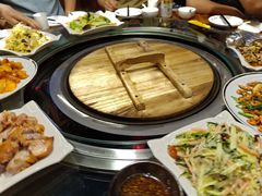 -人民公社铁锅炖·东北菜(卫国道店)